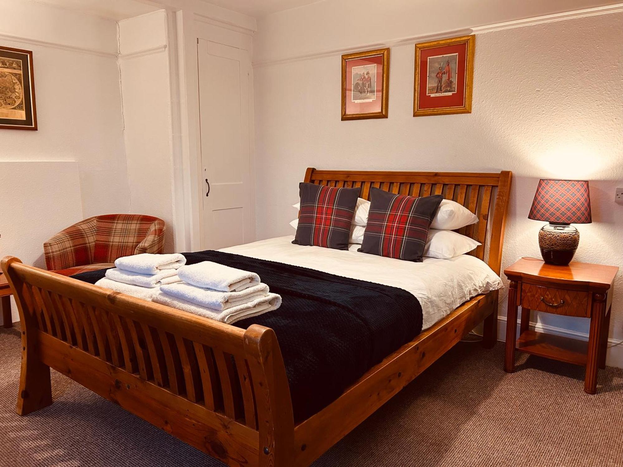 Clarence Quarters Self-Catering Guest House Portsmouth Exterior photo